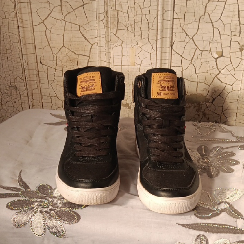 Levi's Black High-Top Sneakers with White Soles